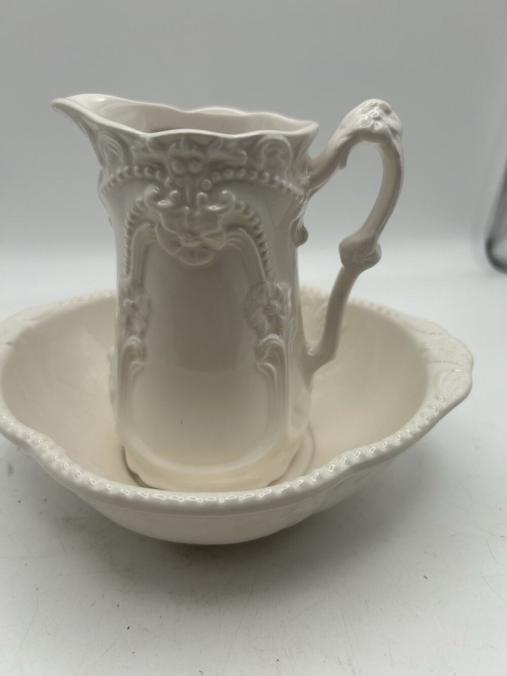 Mini Wash Basin And Pitcher. Vintage. Japan. Victorian Dream Pattern.